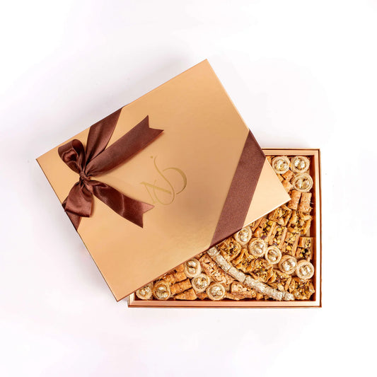 Eid Signature Baklava Assorted Gift Box 71pcs