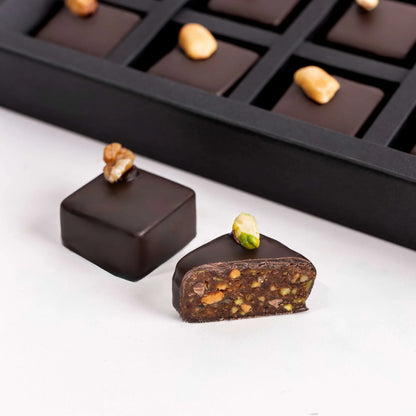 Eid Signature Date Bites 30pcs Gift Box 480g