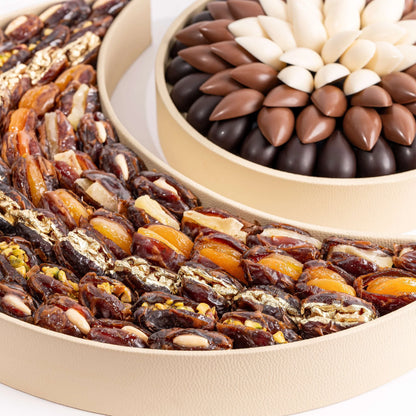 Eid Signature Crescent and Petals Gift Collection 2100g